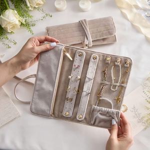 Sac de rangement pour bijoux en velours personnalisé, cadeau de mariage pour maman, cadeau d'anniversaire pour elle |   Pochette promotionnelle - Product Image 3