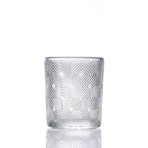 Venta al por mayor de fábrica: Portavelas de cristal transparente con patrón de diamante en relieve para velas de té y whisky - Product Image 1