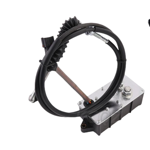 R225-7 <span class=keywords><strong>Motor</strong></span> klep penutup ekskavator <span class=keywords><strong>21EN</strong></span>-32300 <span class=keywords><strong>21EN</strong></span>-32260 suku cadang mesin konstruksi tuas pengendali klep - Product Image 1