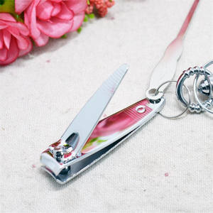 Juego Creativo de Limpiador de Oídos y Cortaúñas para Hombres y Mujeres - Limpiador de Oídos de Acero Inoxidable, Cortaúñas, Colgante para Llavero - Product Image 3