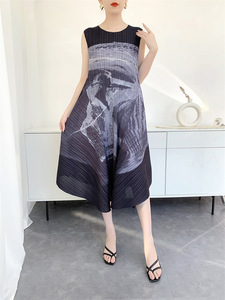 Vestido Midi Largo sin Mangas para Mujer, Elegante y de Alta Gama, 2025, Ecológico, Lavable, Tejido Floral, Plisado, con Cintura Natural - Product Image 4