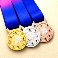Médailles personnalisées en alliage de zinc moulé avec impression typographique pour les compétitions sportives de badminton, de marathon 5K/10K et de courses de fin de course