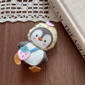 เข็มกลัดตุ๊กตาหมี กบ เพนกวิน น่ารัก ผ้าใหม่ สำหรับตกแต่งเสื้อผ้า ทำเองได้ พร้อมใยฝ้าย PP ขายส่ง - Product Image 4