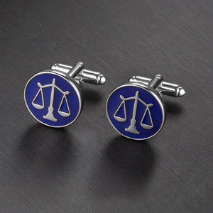 Haute Qualité Mode Personnalisé Émail Bleu <span class=keywords><strong>Avocat</strong></span> <span class=keywords><strong>Balance</strong></span> boutons de Manchette Personnalisé - Product Image 4