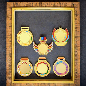 Medallas de Metal Fundido Impresas Personalizadas de 12 Piezas, 2 Pulgadas, Doradas, para Ganadores, Trofeos Deportivos, Fiestas, Logotipos y Temáticas - Product Image 3