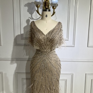 Abiti da Sera Verdi a Sirena con Scollo a V e Perline 2025 Serene Hill LA71323 Abito da Festa <span class=keywords><strong>Elegante</strong></span> da <span class=keywords><strong>Donna</strong></span> <span class=keywords><strong>Taglie</strong></span> Forti con Piume - Product Image 2