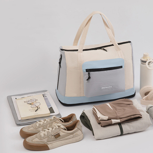 OEM propose des sacs de voyage d'extérieur personnalisables de grande capacité, des sacs à bagages extensibles et des sacs de voyage portables en nylon. - Product Image 2