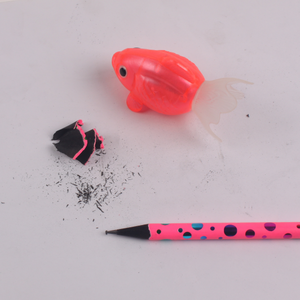 Forma di pesci rossi nuovi elementi cassa di matita in plastica <span class=keywords><strong>temperamatite</strong></span> per la scuola e ufficio - Product Image 3