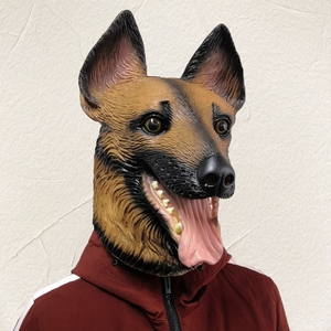 Maschera in lattice da Pastore Tedesco <span class=keywords><strong>a</strong></span> testa intera, color marrone chiaro, con texture realistica, dettagli neri, bocca aperta, lingua rosa, denti affilati, morbida, per feste - Product Image 1