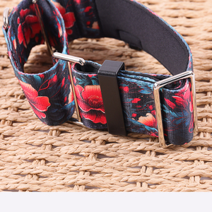 <span class=keywords><strong>Collar</strong></span> de diseño de impresión personalizado para perros de cuello ancho con anillo en D sin estrangulamiento fuerte <span class=keywords><strong>collar</strong></span> de perro Martingale de neopreno - Product Image 4