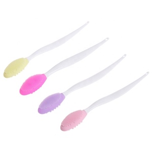 Silicone Lip Scrubber Brush Facial Kit for Women - Product Image 1