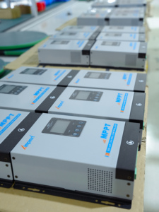 ตัวควบคุมการชาร์จพลังงานแสงอาทิตย์แบบ MPPT 60A/80A/100A 12V/24V/48V ตั้งค่าอัตโนมัติ ขายดี - Product Image 4