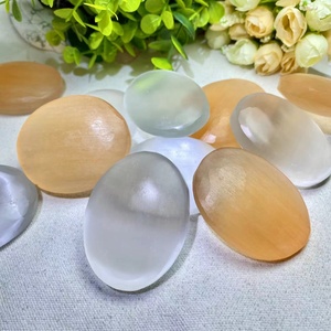 Pierre de Sélénite Polie Transparente/Orange en Gros, Pierre de Palmier en Cristal, Décoration d'Intérieur, Cadeau Parfait pour l'Énergie et la Guérison - Product Image 1