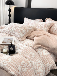 Super doux chaud lait velours épaissi quatre pièces ensemble luxe Jacquard housse de <span class=keywords><strong>couette</strong></span> literie avec sculpture maison hôtel mariage - Product Image 2