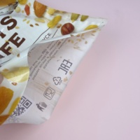 Sac à joint 3 côtés imprimé personnalisé Noix de cajou Noix d'arachide Fruits secs Plantain Chips de pomme de terre Snack Sac d'emballage alimentaire