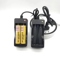 Chargeur de batterie au lithium rechargeable 18650 de haute qualité à 2 emplacements Chargeur de batterie 18650