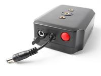 Batería de Litio-Ion de 12V y 10,000mAh con Carga Magnética para Cámaras de Respaldo Inalámbricas |   Cámara de Visión Trasera para Camión, Impermeable IP69K, 5.5x2.1mm