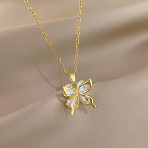 <span class=keywords><strong>Collar</strong></span> con Colgante de Acero Inoxidable Chapado en Oro con Diseño de Corazón de Circonita y Mariposa Hueca, Joyería Unisex de Moda - Product Image 1