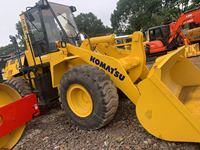 Chargeuse sur pneus Komatsu WA320-3, la plus populaire et la plus vendue, de qualité supérieure, capacité de charge nominale de 4 tonnes, en stock et prête à la vente