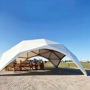 Tente d'hôtel ronde blanche imperméable et résistante au vent pour le camping en plein air avec structure en aluminium, 1 porte, pour usage en resort - Product Image 3