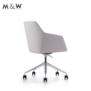 M & W Silla giratoria de oficina ergonómica jefe de cuero de alta calidad moderna rueda sillas de conferencia de estudio al por mayor - Product Image 2
