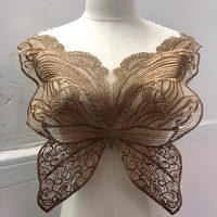 Multi Colors Polyester Mesh Broderie papillon Lace Neck Applique LT2598A