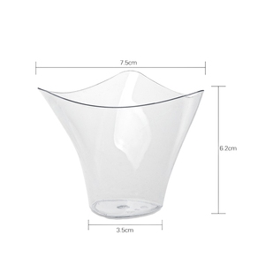 Mini gobelets à dessert triangulaires de 4 oz gobelets d'apéritif en plastique jetables gobelets à shooter réutilisables avec cuillères pour parfait de yaourt aux fruits - Product Image 2