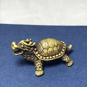 Antique copper turtle Xuanwu dragon turtle God turtle Zhaocai safe town house collection play adornment delicate and small