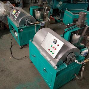 Separador de Residuos de Aceite de Gran Capacidad (300 Kg/hora) para Plantas de Procesamiento de Alimentos, Ahorro de Energía - Product Image 2