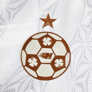 Écussons de football personnalisés avec logo d'équipe, thermocollants, en silicone TPU 3D gaufré, brodés, pour maillots de football - Product Image 2