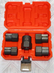 Kit Extractor de Tuercas y Tornillos KHC de Alta Resistencia, 5 Piezas, 1/2", Acero CR-MO, Resistente a la Corrosión, Plateado/Negro, Grado 1 para Bricolaje - Product Image 5