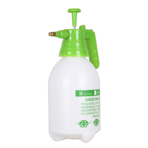 Hot Sale Tekanan Tangan Sprayer Cair dengan 70Oz 2 Liter Botol Plastik untuk Bunga