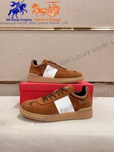 Baskets basses décontractées rétro pour femmes en daim color block bordeaux et jaune avec lacets et semelle en caoutchouc - Product Image 2