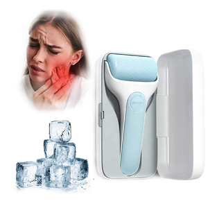 Otros productos <span class=keywords><strong>de</strong></span> belleza y cuidado personal rodillo <span class=keywords><strong>de</strong></span> hielo <span class=keywords><strong>de</strong></span> silicona azul <span class=keywords><strong>para</strong></span> la congelación facial rodillo <span class=keywords><strong>de</strong></span> cubitos <span class=keywords><strong>de</strong></span> hielo masajeador corporal <span class=keywords><strong>de</strong></span> crioterapia reutilizable - Product Image 1