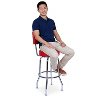 Tabouret de bar pivotant multifonction moderne avec rembourrage doux en PU PVC et base en métal chromé pour hôtel et exposition