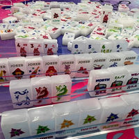 Mahjong américain moderne de luxe 'Let It Snow Winter' avec 160 tuiles acryliques à cinq couches, motifs 'Ski Cracks', 'Points', 'Ours polaire' et 'Jokers', portable