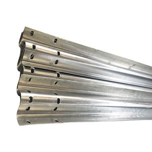 Pagar pembatas jalan raya bekas untuk dijual di <span class=keywords><strong>Michigan</strong></span> - Product Image 1