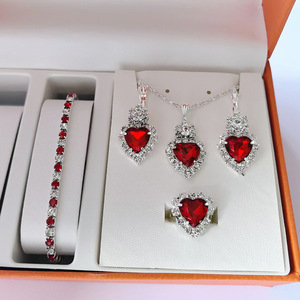 Ensemble de bijoux 4 pièces en forme de goutte d'eau, collier pendentif, boucles d'oreilles pendantes, bague, serti de strass brillants, élégant pour femmes, vente chaude - Product Image 4