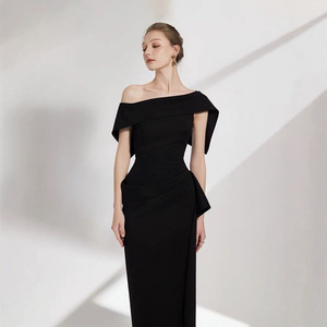 Vendita all'Ingrosso 2025 Nuovo Abito di Moda di Alta Qualità per Boutique, Vestito Lungo Nero Estivo Molto Richiesto nei Negozi di Moda - Product Image 2