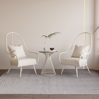 Ensemble table et chaises de balcon de luxe moderne, petit mobilier en métal pour repas en plein air, usage hôtelier