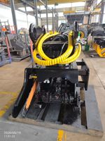 Outil de coupe d'arbres pour machines forestières, grappin à bois avec scie à chaîne pour opérations sur les chantiers de fällage