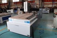 3D CNC Bois Sculpture Machine 9015 1212 1325 Atc CNC Routeur Linéaire Type De Disque Automatique de Changement D'outil 9kw Système Servo Moteur