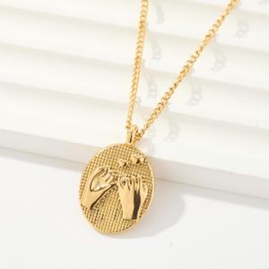 Großhandel Modische Trendige Hochwertige 18K Vergoldete Wasserdichte Schmuck Edelstahl Tarot-Karten Siegelanhänger Halskette - Product Image 3