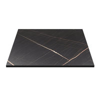 Table de bistrot moderne commerciale carrée avec plateau en mélamine noire et base en panneau de particules avec piètement en fer robuste pour usage hôtelier
