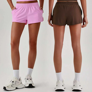 Pantaloncini da corsa a vita alta da donna con tasche, ad asciugatura rapida, per allenamento, palestra, yoga e fitness - Product Image 1