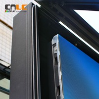 Wasserdichter COB-TV für den Außenbereich mit Hochkontrast-Freistanddesign für U-Bahn-Aufzüge, Flughafenwerbung und Videowände