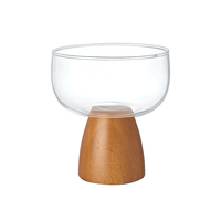 Glazen saladeschalen met standaard voor catering, elegante glazen serveerschaal met houten voet voor fruit, snacks, thuisgebruik en feestjes