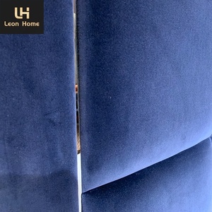 Cama Doble King Size de Diseño Italiano de Lujo Posmoderno para Dormitorio - Product Image 5
