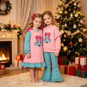 Tenues de Noël personnalisées pour filles, robe barboteuse à carreaux rose et bleu, vente en gros, vêtements de fête pour sœurs, boutique de vêtements d'usine - Product Image 1