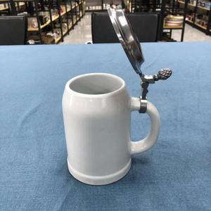 0.5L Sublimación Cerámica Cerveza Stein con tapa de <span class=keywords><strong>peltre</strong></span> Venta al por mayor <span class=keywords><strong>Taza</strong></span> de cerámica - Product Image 5